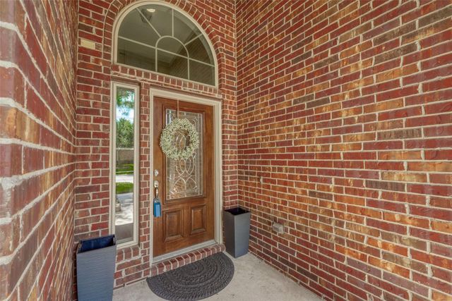 28314 Calaveras Lake Drive, Spring, TX 77386
