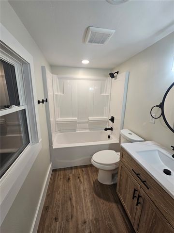 539 Walnut St, Vandergrift, PA 15690