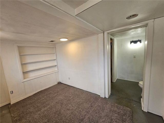 539 Walnut St, Vandergrift, PA 15690