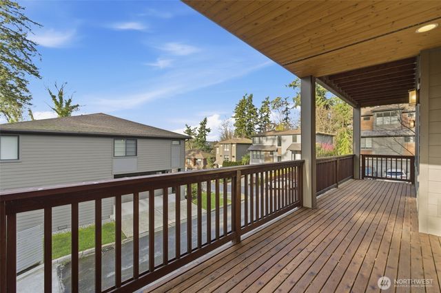 11087 SE 62nd Place, Bellevue, WA 98006