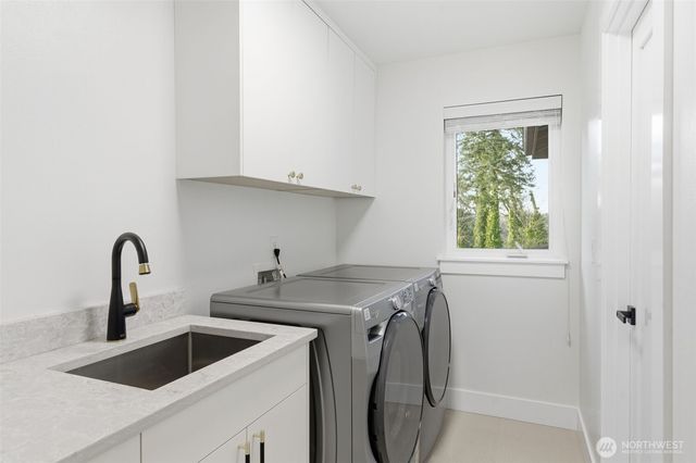 11087 SE 62nd Place, Bellevue, WA 98006