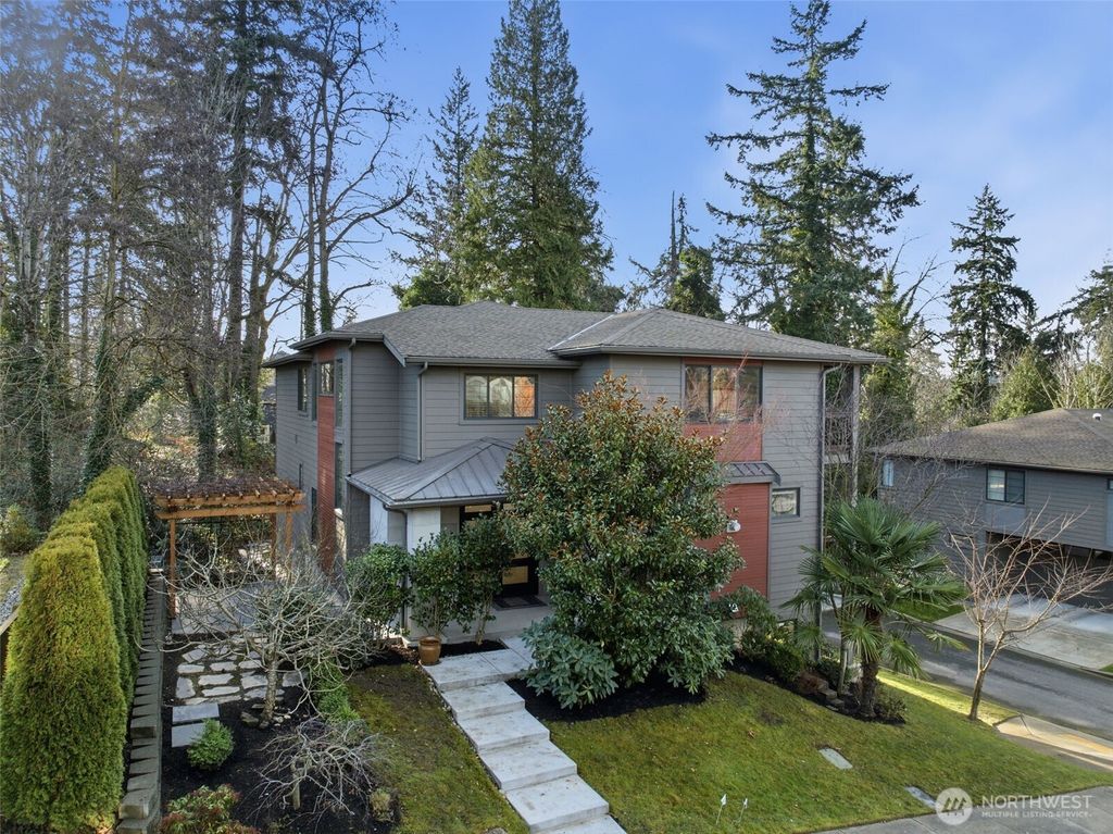 11087 SE 62nd Place, Bellevue, WA 98006