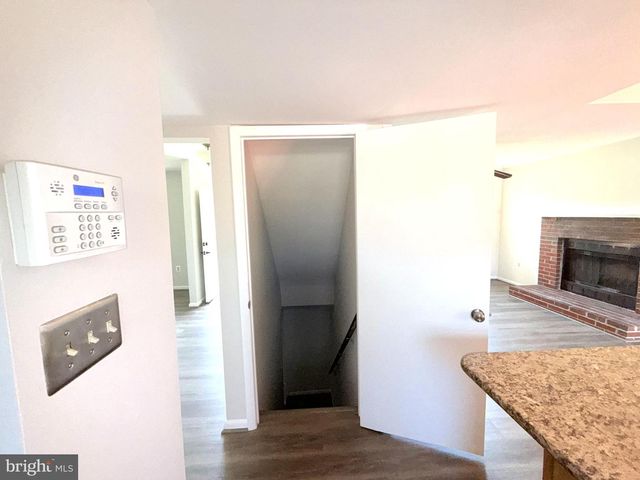 6012 PHILLIPP CT, Woodbridge, VA 22193