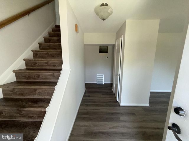 6012 PHILLIPP CT, Woodbridge, VA 22193