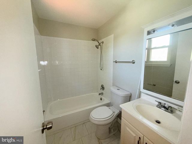 6012 PHILLIPP CT, Woodbridge, VA 22193