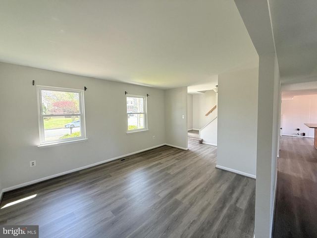 6012 PHILLIPP CT, Woodbridge, VA 22193