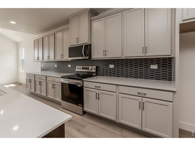 780 Chatter Rd, Windsor, CO 80550