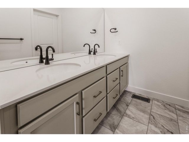 780 Chatter Rd, Windsor, CO 80550