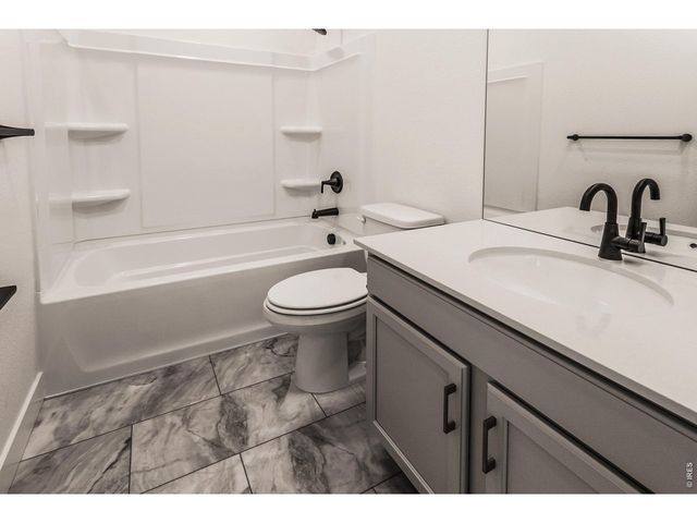780 Chatter Rd, Windsor, CO 80550