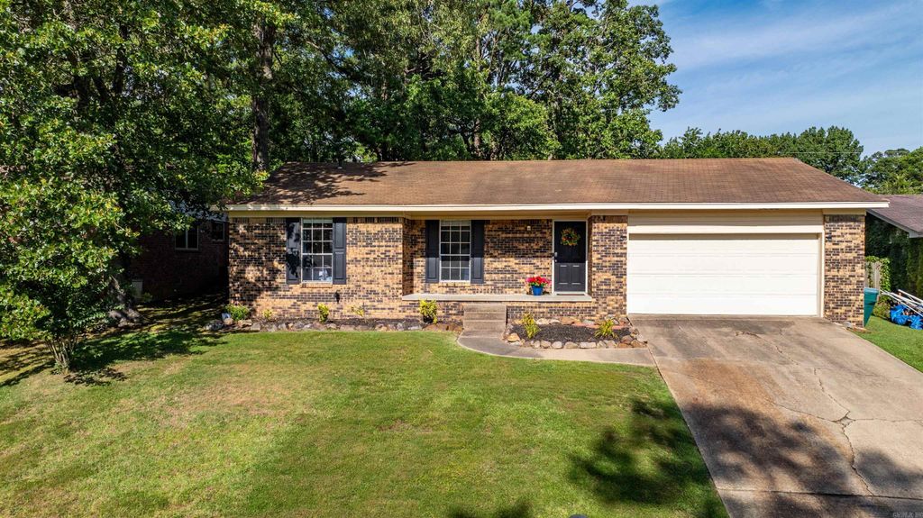 2807 Dorset Drive, Little Rock, AR 72204