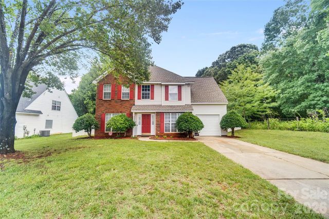 12009 Silvercrest Drive, Charlotte, NC 28215