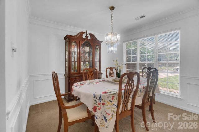12009 Silvercrest Drive, Charlotte, NC 28215