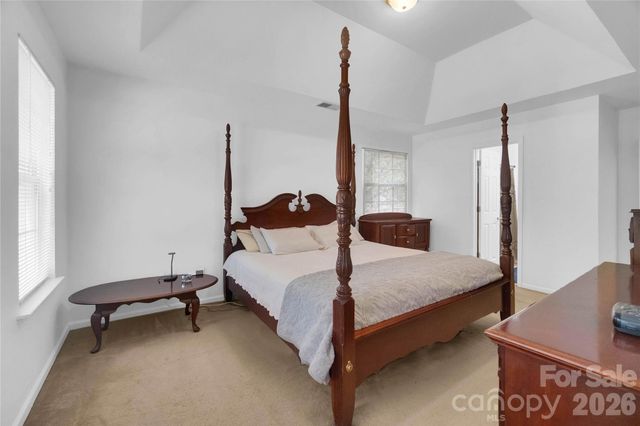 12009 Silvercrest Drive, Charlotte, NC 28215