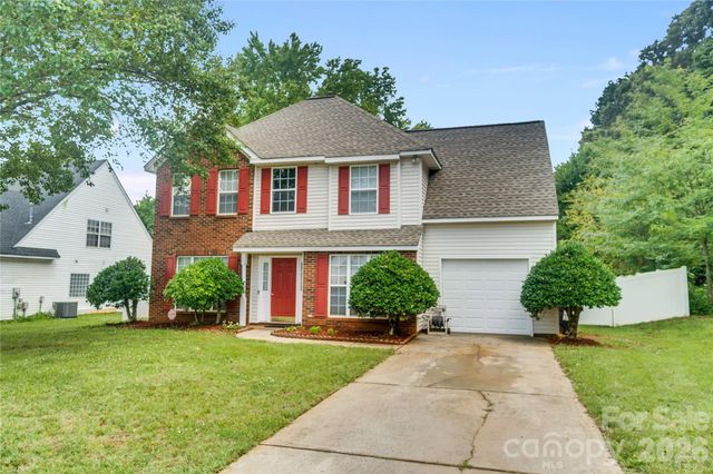 12009 Silvercrest Drive, Charlotte, NC 28215