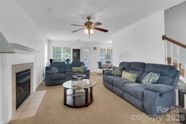 12009 Silvercrest Drive, Charlotte, NC 28215