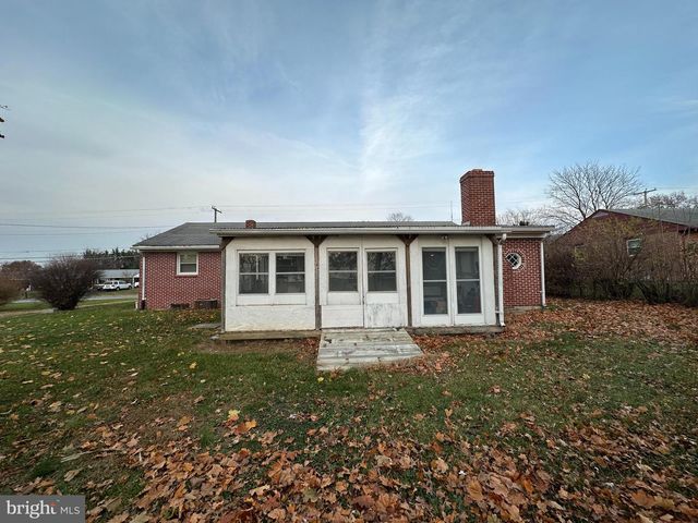 112 REYNOLDS AVENUE, Mont Alto, PA 17237