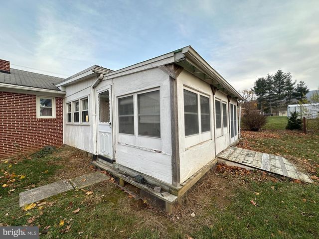 112 REYNOLDS AVENUE, Mont Alto, PA 17237