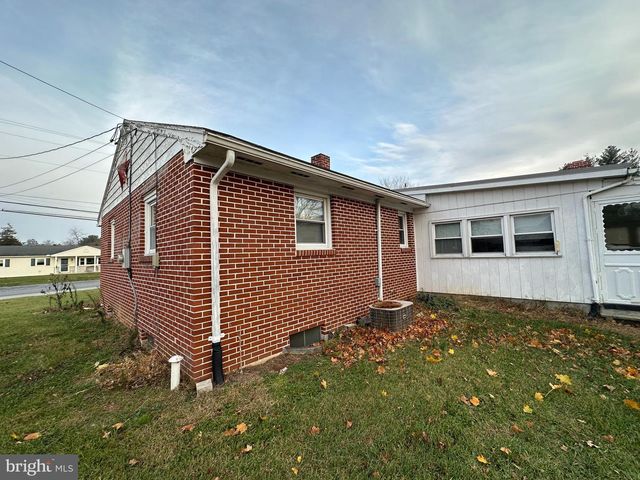 112 REYNOLDS AVENUE, Mont Alto, PA 17237