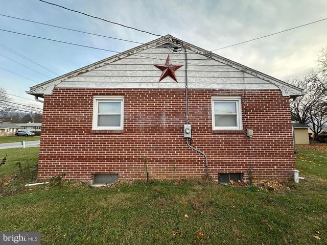 112 REYNOLDS AVENUE, Mont Alto, PA 17237