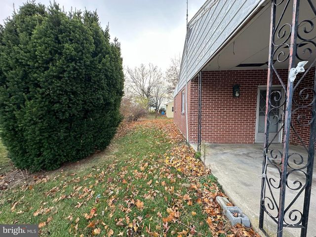 112 REYNOLDS AVENUE, Mont Alto, PA 17237