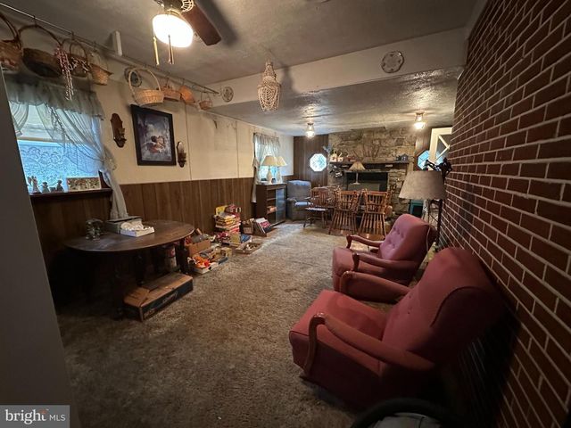 112 REYNOLDS AVENUE, Mont Alto, PA 17237