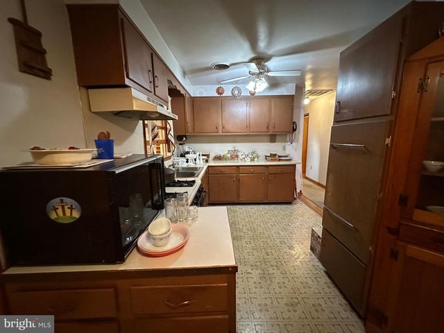 112 REYNOLDS AVENUE, Mont Alto, PA 17237