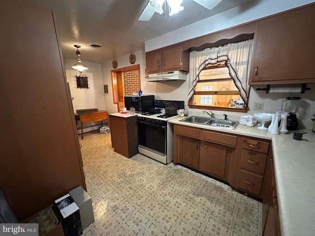 112 REYNOLDS AVENUE, Mont Alto, PA 17237