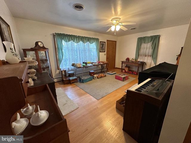 112 REYNOLDS AVENUE, Mont Alto, PA 17237