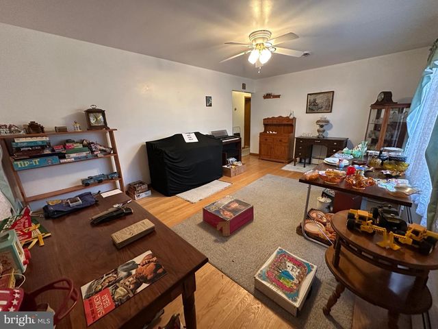 112 REYNOLDS AVENUE, Mont Alto, PA 17237