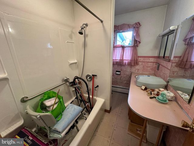 112 REYNOLDS AVENUE, Mont Alto, PA 17237