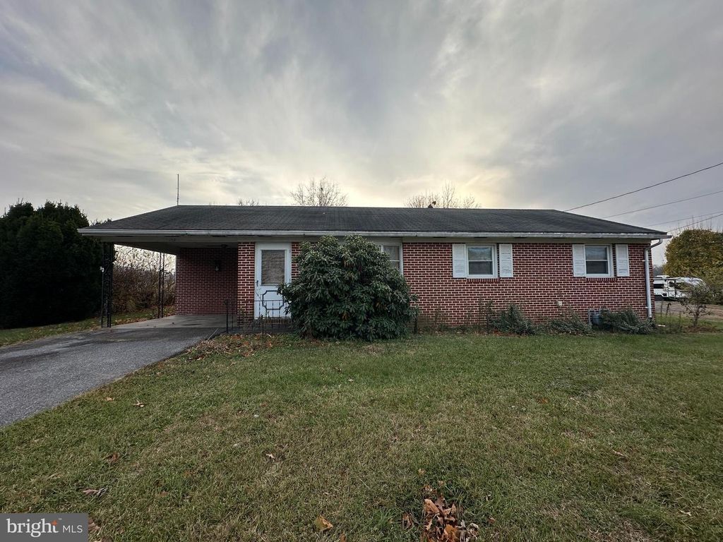 112 REYNOLDS AVENUE, Mont Alto, PA 17237