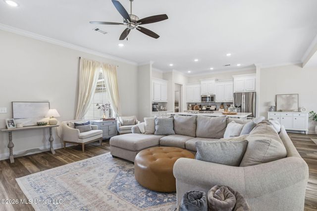 170 Chartleigh Circle, Canton, MS 39046