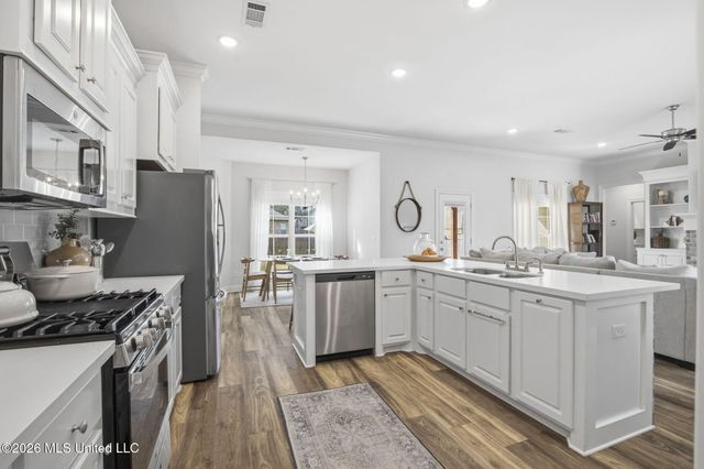 170 Chartleigh Circle, Canton, MS 39046