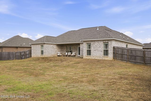 170 Chartleigh Circle, Canton, MS 39046