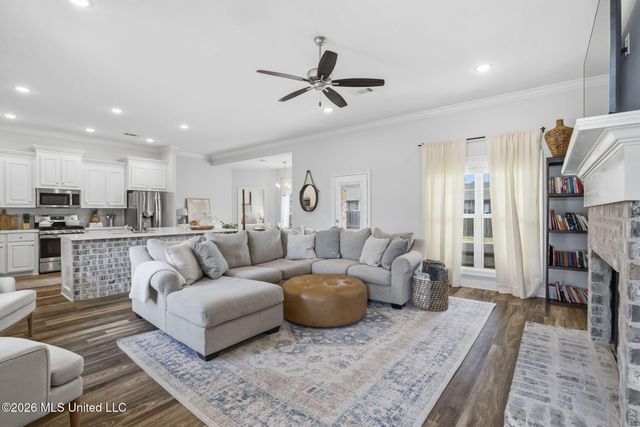 170 Chartleigh Circle, Canton, MS 39046