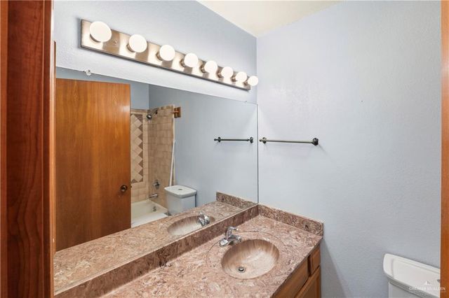 418 Aquarius Street, Mission, TX 78572