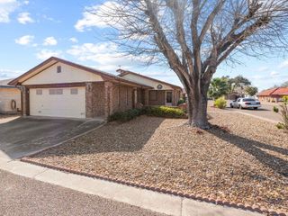 418 Aquarius Street, Mission, TX 78572