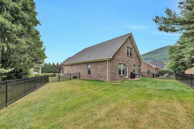 260 Stonecreek WAY, Roanoke, VA 24019