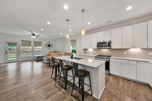 260 Stonecreek WAY, Roanoke, VA 24019