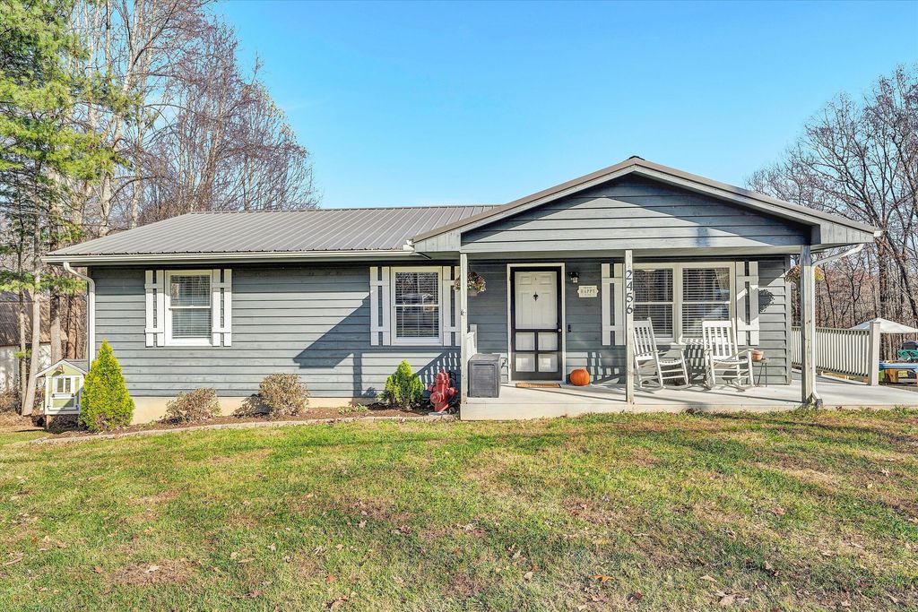 2456 Thomasson Mill RD, Goodview, VA 24095