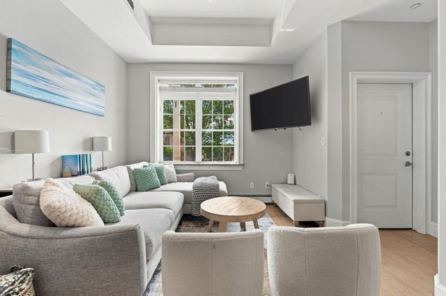 79 Suomi Rd 79, Quincy, MA 02169