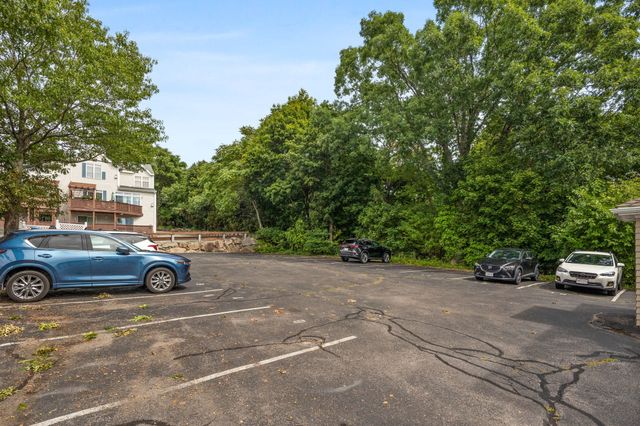 79 Suomi Rd 79, Quincy, MA 02169