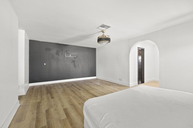 208 NW 91st Avenue, Coral Springs, FL 33071