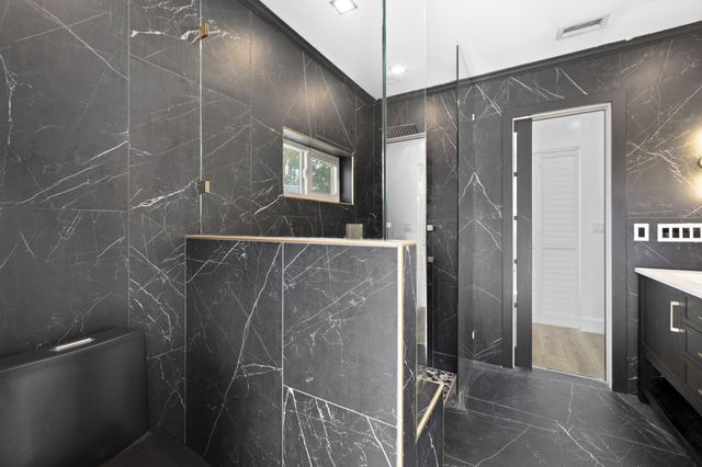 208 NW 91st Avenue, Coral Springs, FL 33071