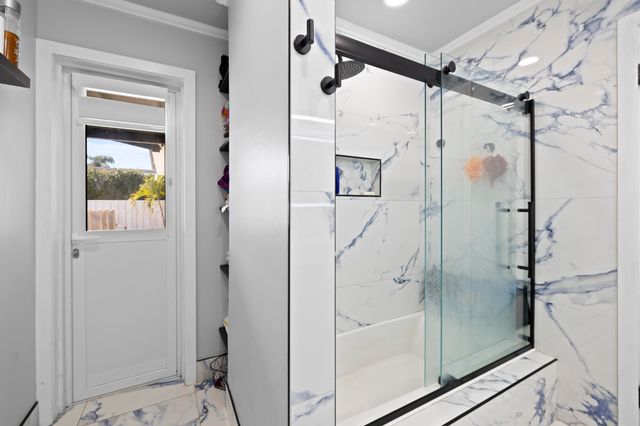 208 NW 91st Avenue, Coral Springs, FL 33071