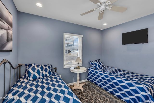 5 Dover Avenue, Lavallette, NJ 08735