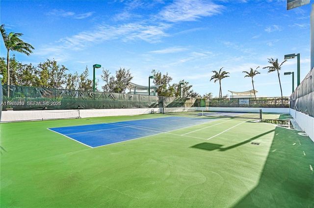 2641 N Flamingo Rd 1806N, Sunrise, FL 33323