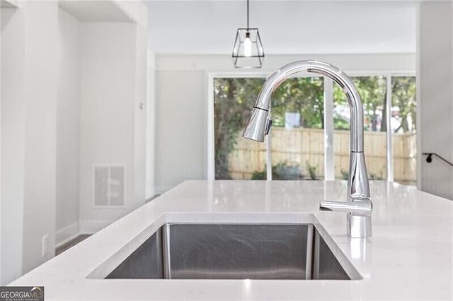 622 Bellemeade Avenue NW 7, Atlanta, GA 30318