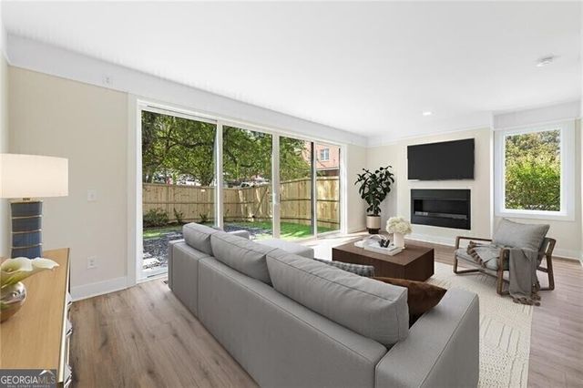 622 Bellemeade Avenue NW 7, Atlanta, GA 30318