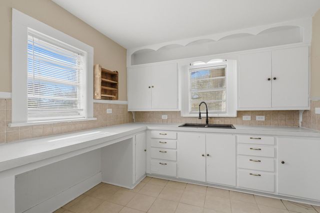 3049 S 19th Street, Abilene, TX 79605